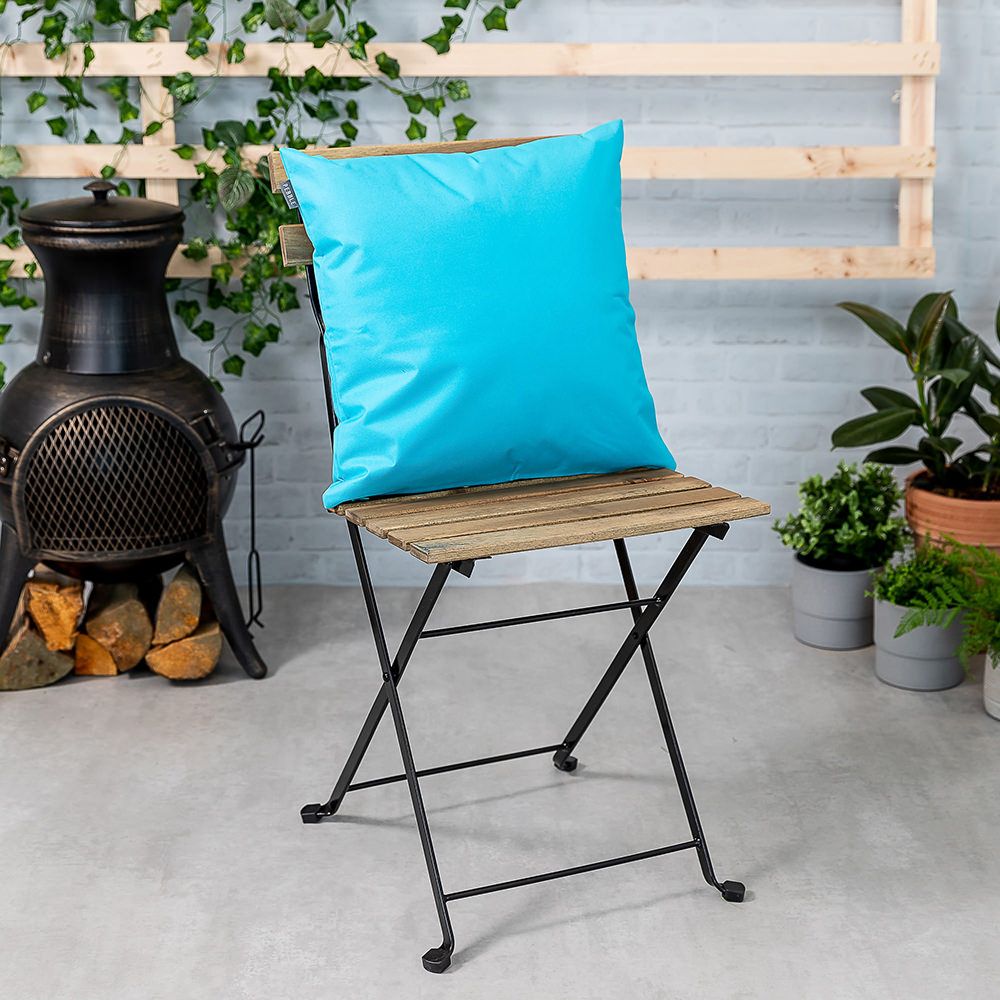 Aqua Outdoor Cushion Lifestyle